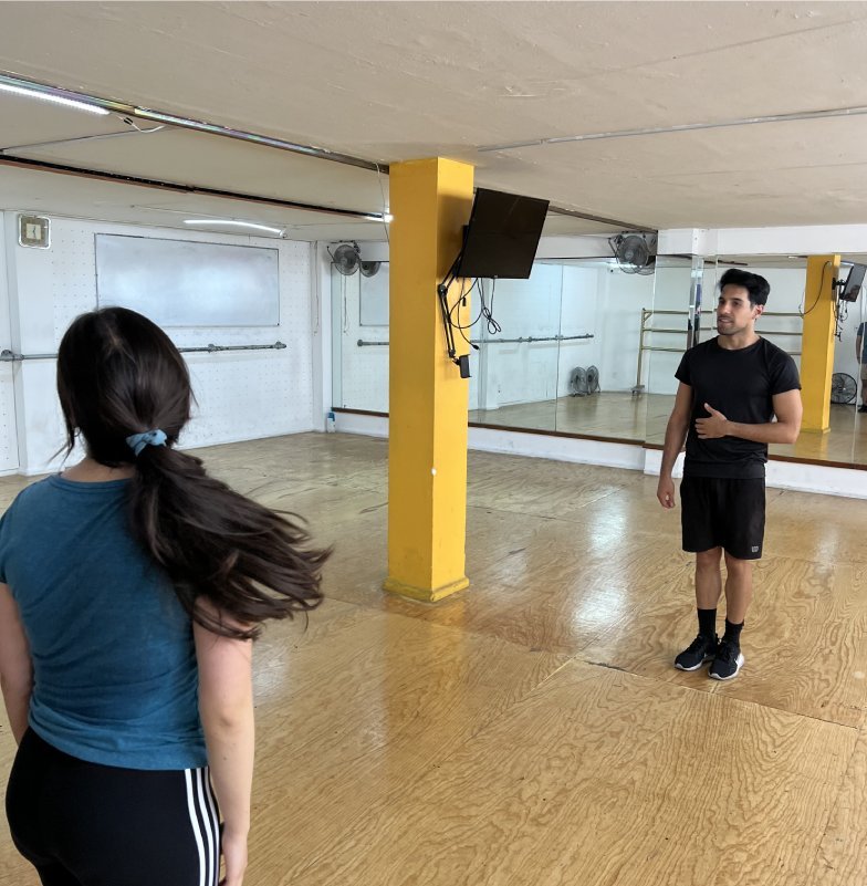 Santiago Almaraz clase de Broadway Dance en ReCrea Teatro