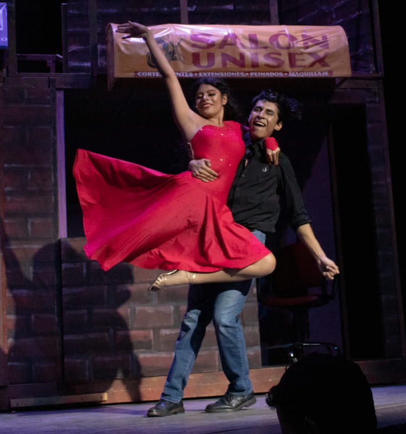 Baile en escena obra de ReCrea